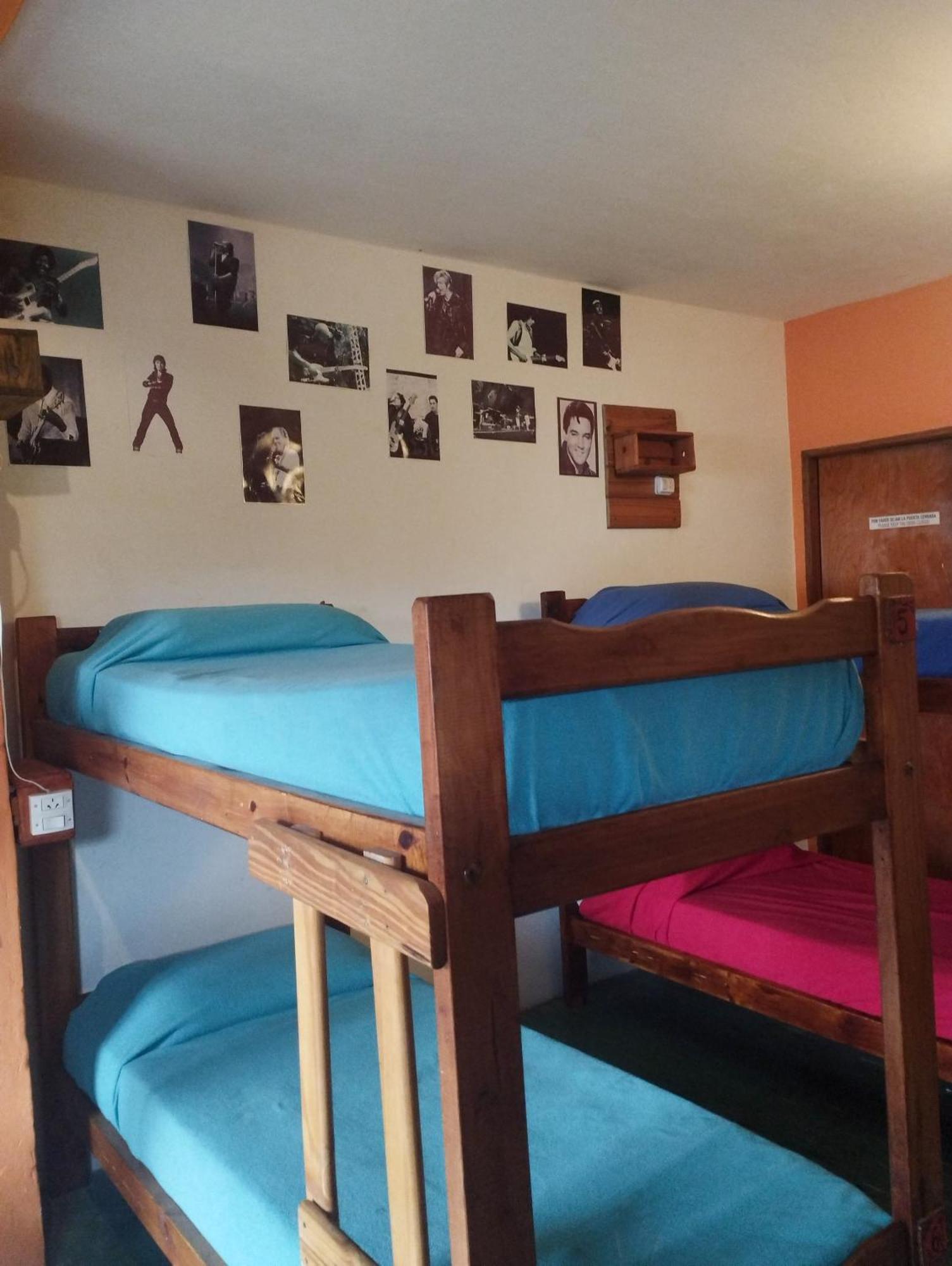 Hostel "La Casita Naranja" El Bolsón Extérieur photo